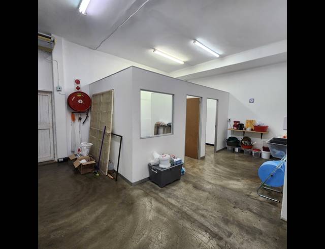 139M² RETAIL TO LET IN MORNINGSIDE
